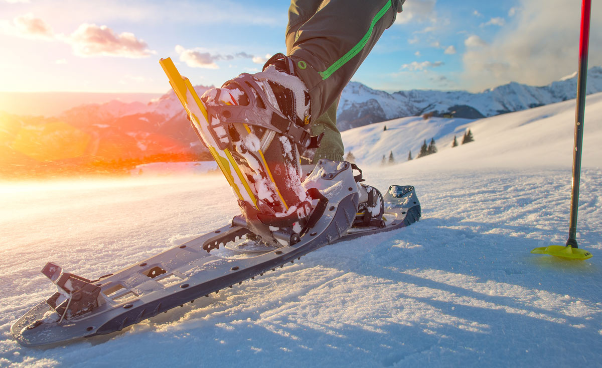 Wandern mit Schneeschuhen - Schneeschuhwandern in Österreich und in den Alpen.